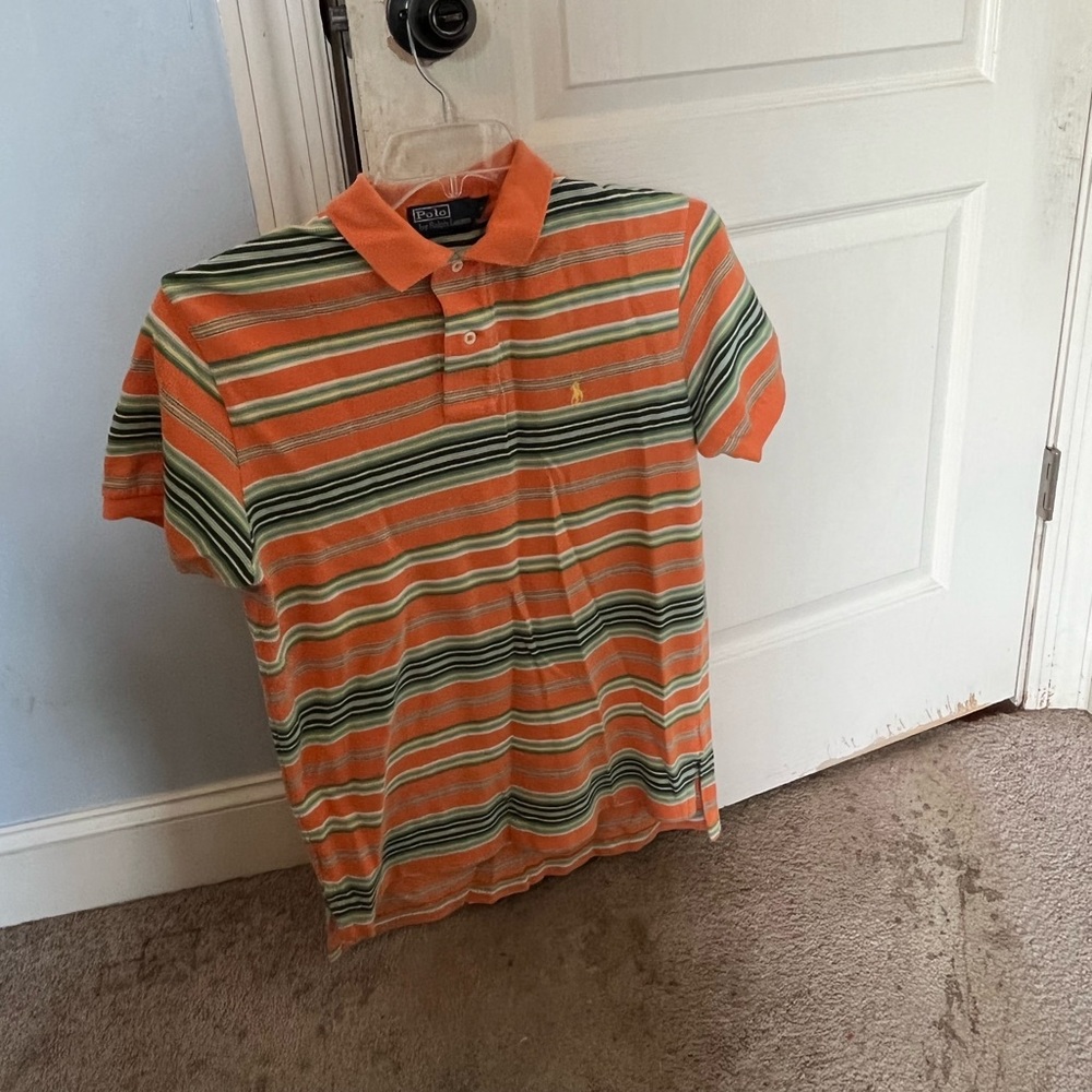 Adult Medium Polo Ralph Lauren shirt Great condition just smallwrinkles no stain